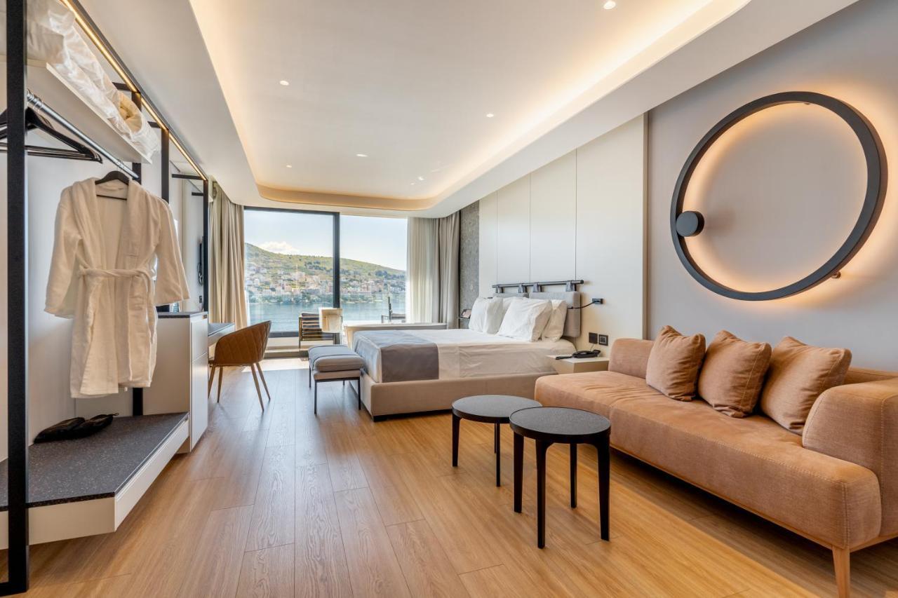 Yacht Premium Hotel ساراندا المظهر الخارجي الصورة