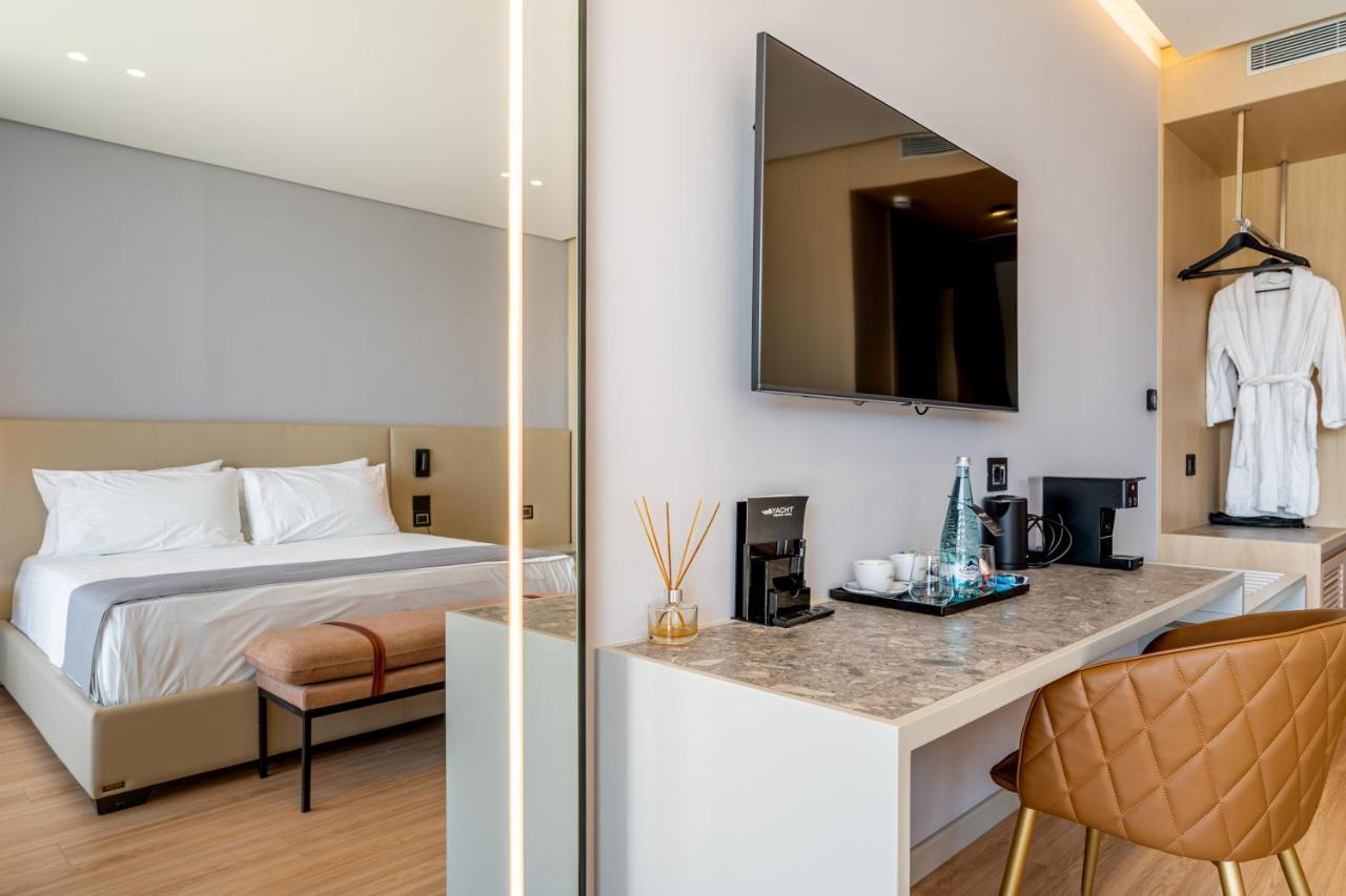 Yacht Premium Hotel ساراندا المظهر الخارجي الصورة