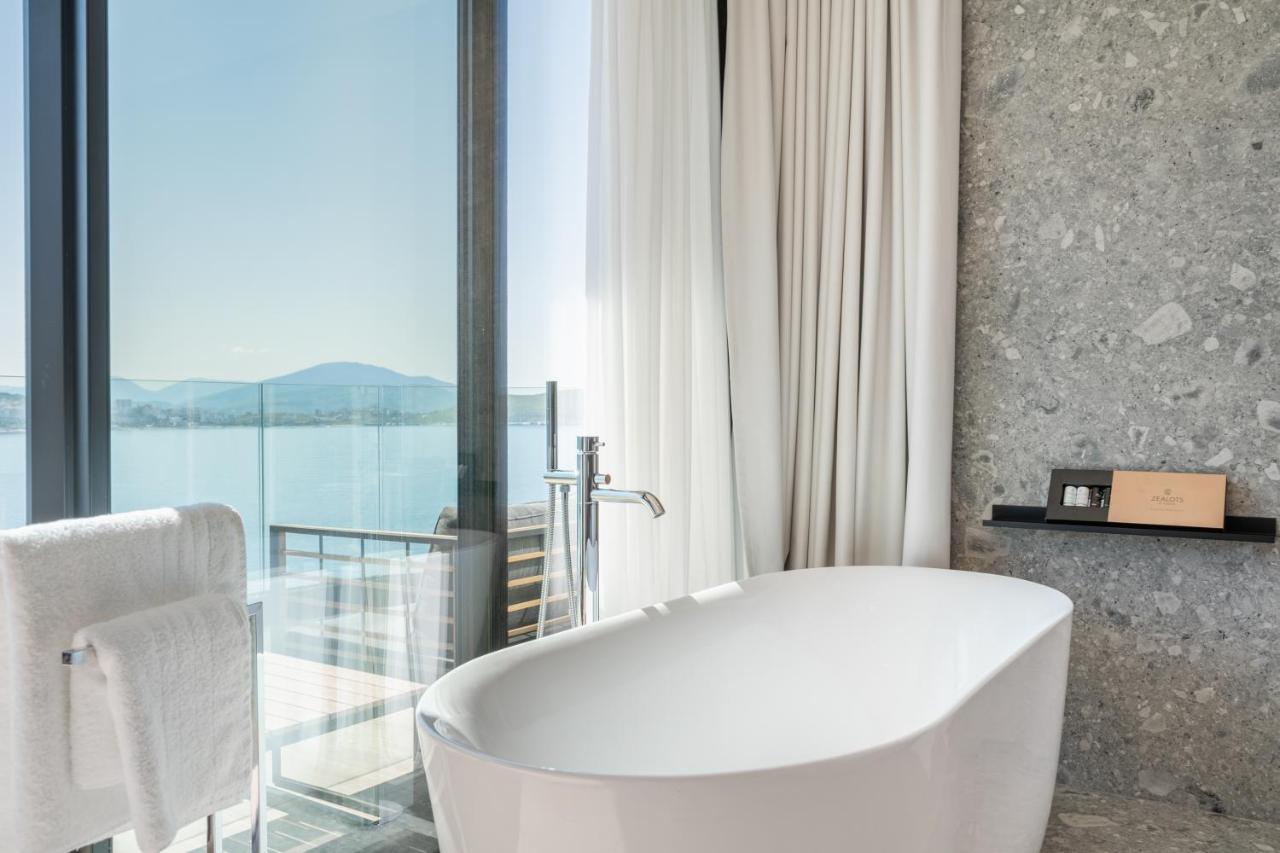 Yacht Premium Hotel ساراندا المظهر الخارجي الصورة