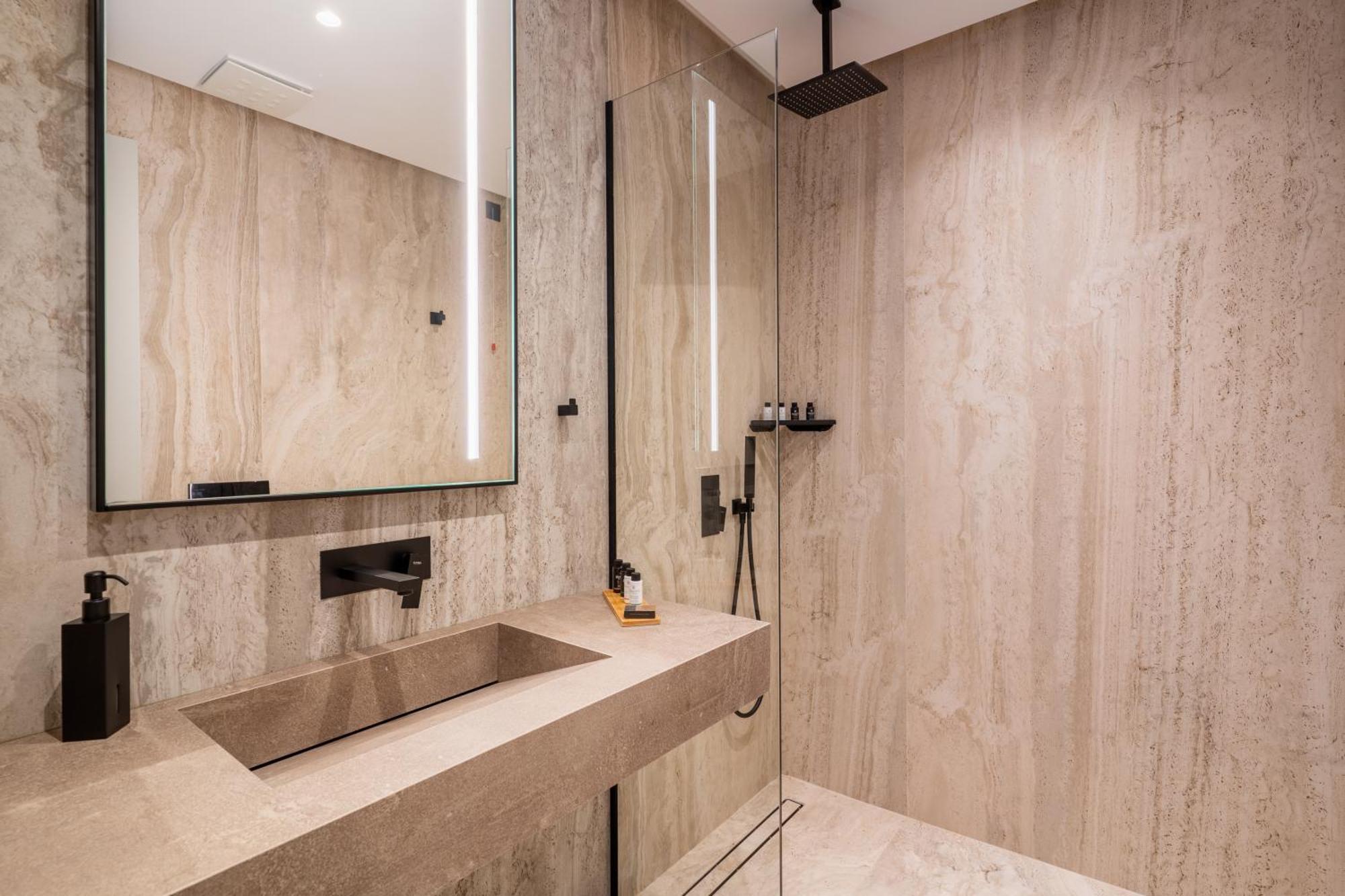 Yacht Premium Hotel ساراندا المظهر الخارجي الصورة