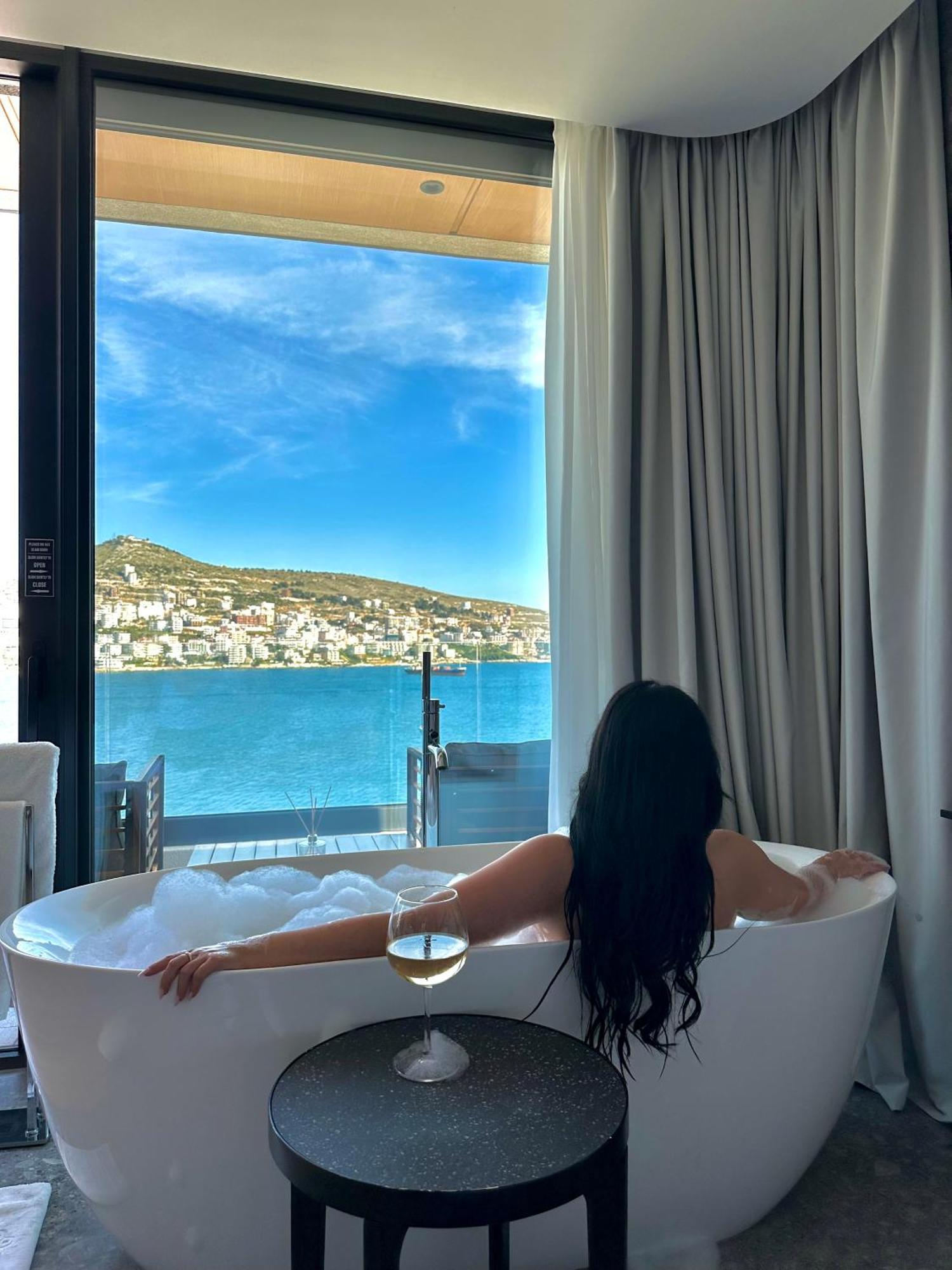 Yacht Premium Hotel ساراندا المظهر الخارجي الصورة